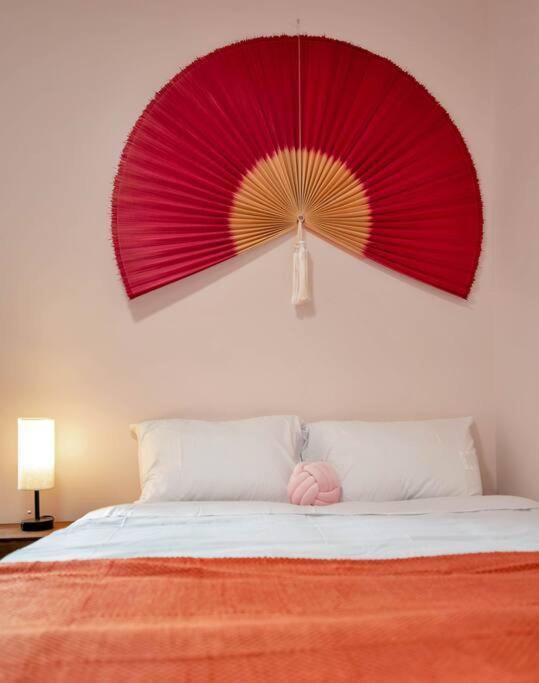 Peachy Paradise In East Rock Near Dt/Yale New Haven Bagian luar foto