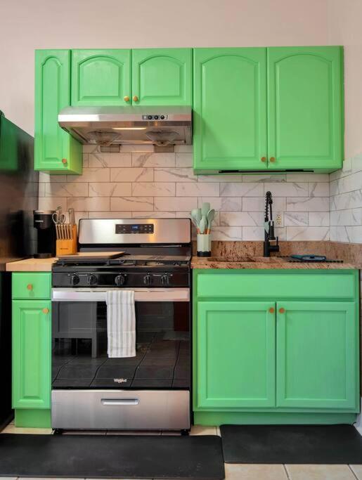 Peachy Paradise In East Rock Near Dt/Yale New Haven Bagian luar foto